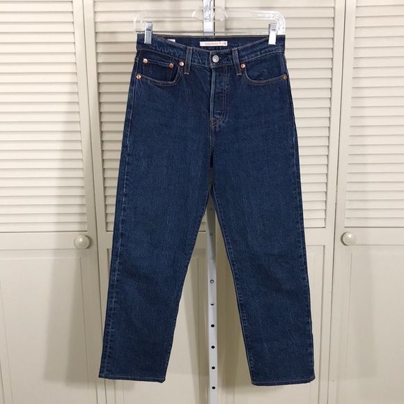 Levi’s Wedgie Straight Fit Women's Cropped Jeans Size 26 - Picture 1 of 12